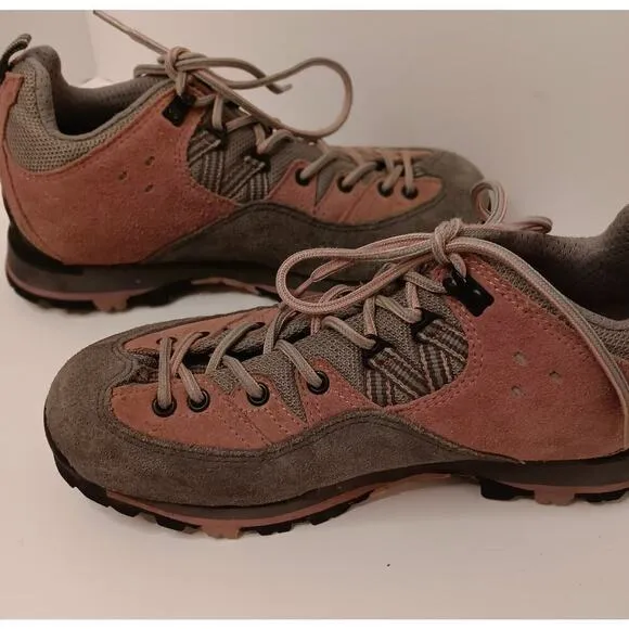 EUC Treksta Pink and Gray Lace Up Suede Hiking Walking Shoes Size 6 1/2