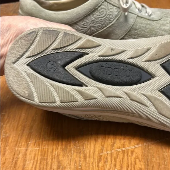 Fidelio Women's Green Sneakers
