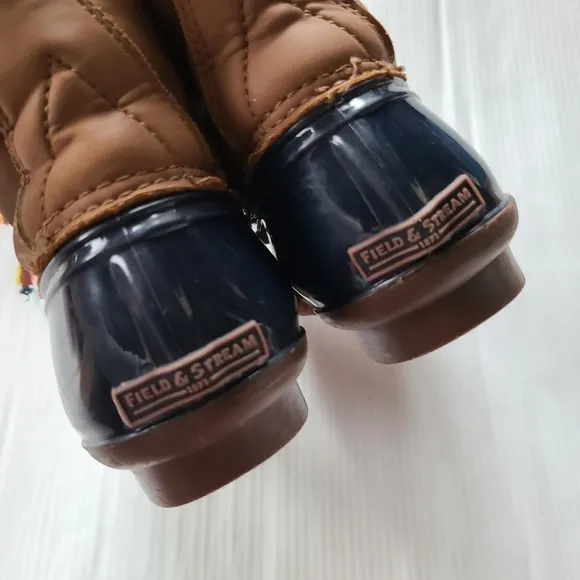 FIELD &amp; STREAM thinsulate lace-up navy duck boots