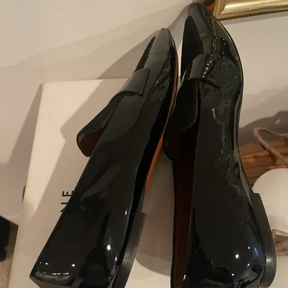 ❤️Final Price❤️Celine’ Pointed Toe Patent Leather Pointed Toe Loafers