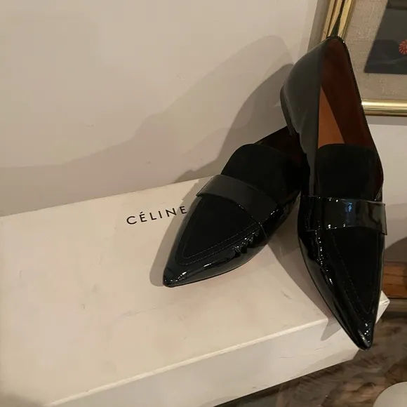 ❤️Final Price❤️Celine’ Pointed Toe Patent Leather Pointed Toe Loafers