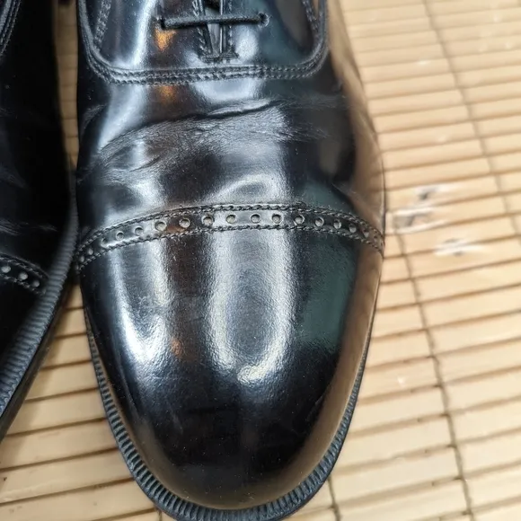 Florsheim Lexington Mens Cap-Toe Oxford Shoes Size 10.5EE Black leather. Great c