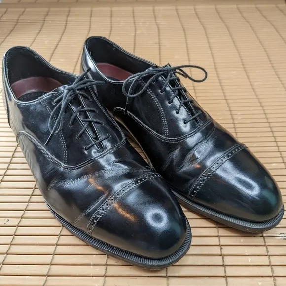 Florsheim Lexington Mens Cap-Toe Oxford Shoes Size 10.5EE Black leather. Great c