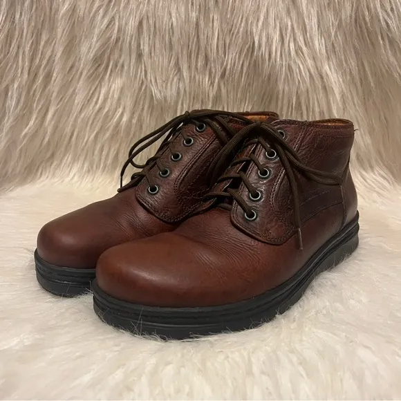 Footprints By Birkenstock’s Boots