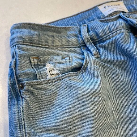 Frame Denim  LESYLVIE kick boots women’s size 29 excellent condition.
