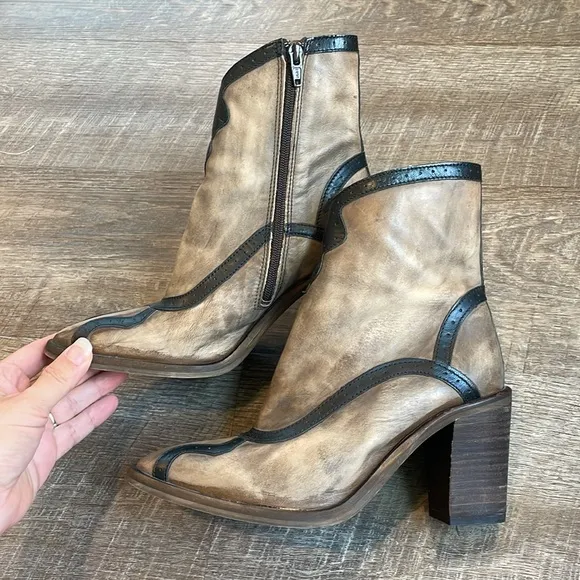 Free People Winding Road Boots Women’s 6 Western Tan Black Leather Ankle Boots
