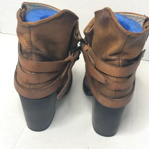 Freebird Boots Women’s 10 Blaze Ankle Booties Heeled Zip Brown Leather Free Bird