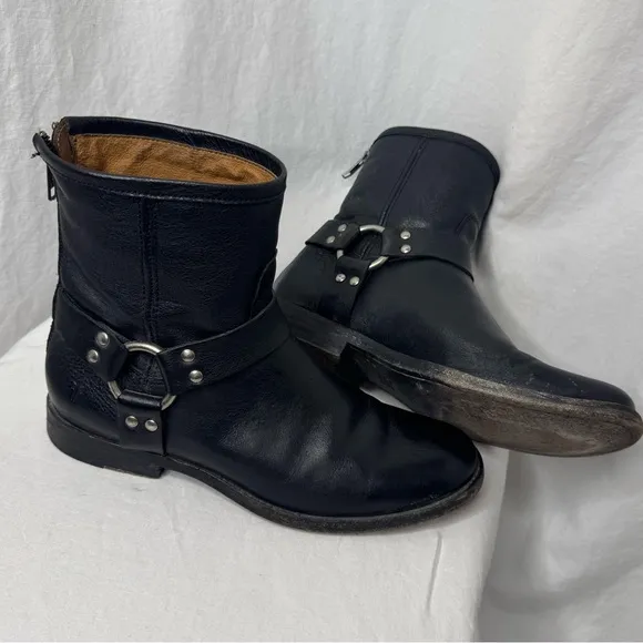 FRYE Phillip Harness Leather Bootie in Black Size 8