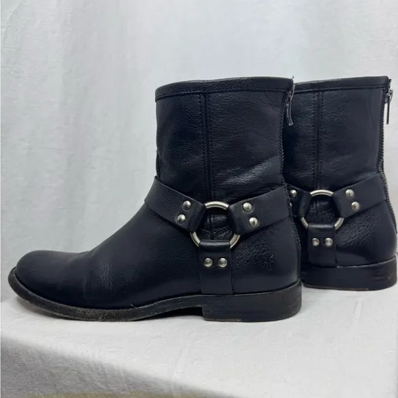 FRYE Phillip Harness Leather Bootie in Black Size 8