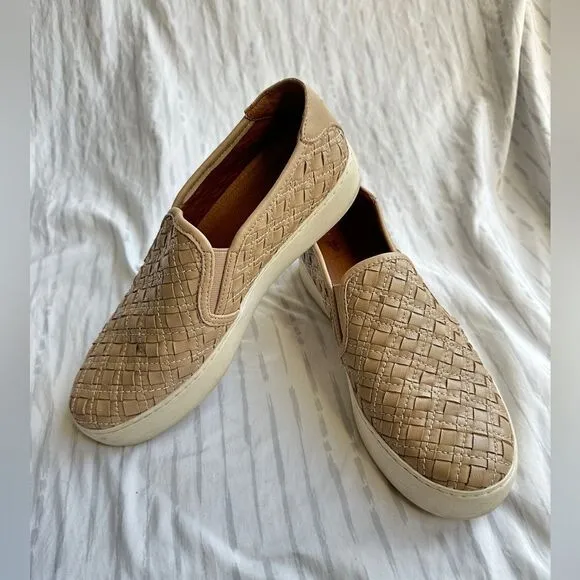 Frye Women’s Slip Ons‎ Size 9 M - Lena Woven Loafer Shoes