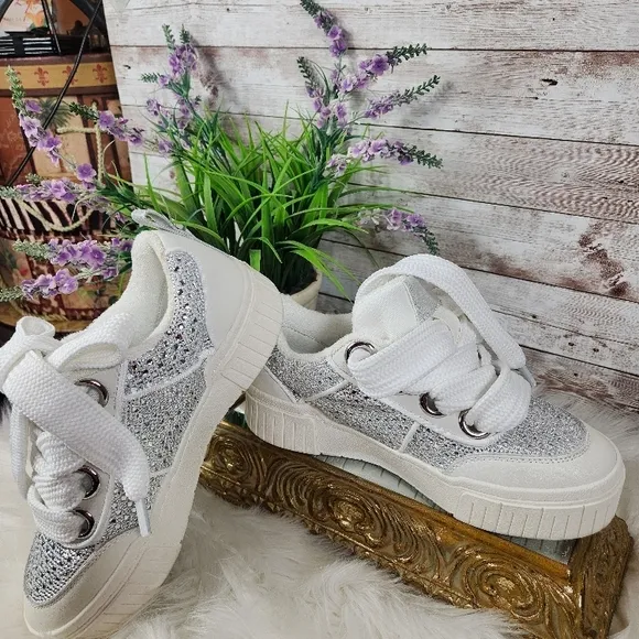 GIANNI BINI, Stylish White, Silver and clear stones, Women's Sneakers, Sz 8.5