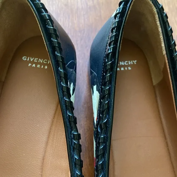 Givenchy Ninni Magnolia Print Ballet Flat Black Pattern Women's Size 37 | US 7