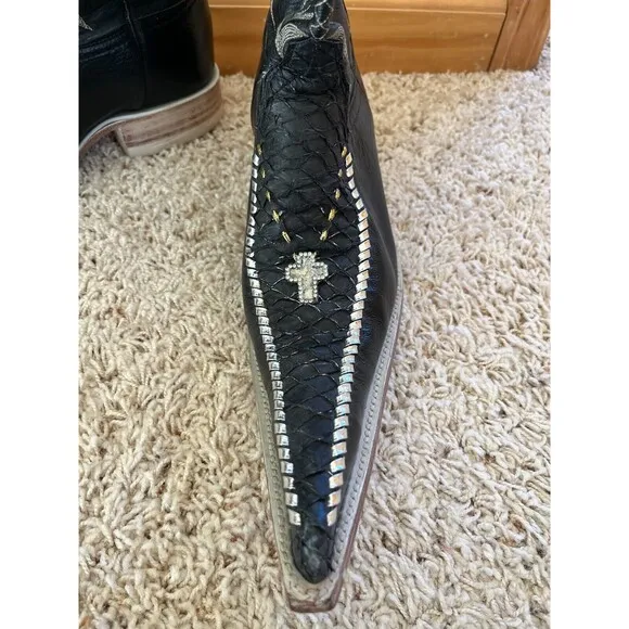 GML Mexican Pointy Dancing Boots Snakeskin Studs and Holy Crosses‎ Men’s Size 6