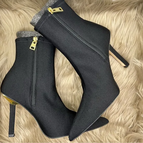 Good American black shine neoprene ankle heel boots women Size 8.5