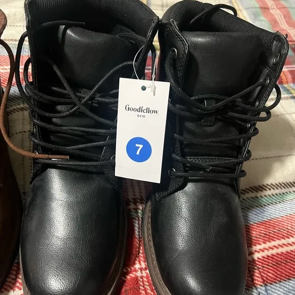 Goodfellow Boots ~ men’s size 7 ~ two pairs!!