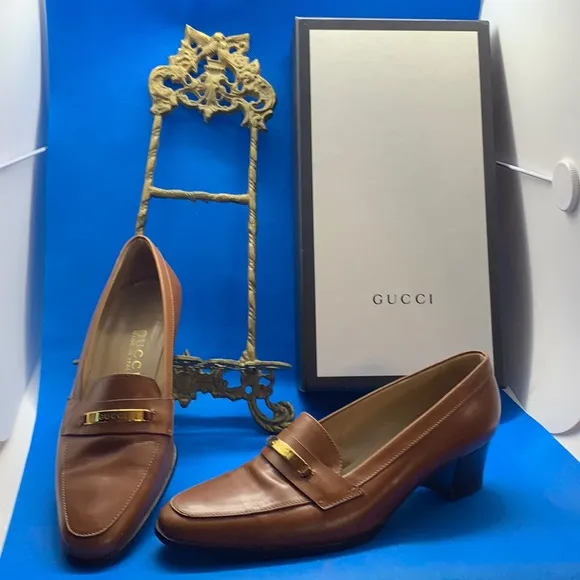 Gucci leather Heeled shoes style #100 1061 36.5 C