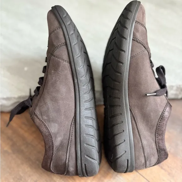 Hartjes Women's Size UK 5/US 7.5 XS Casual Side Zip Brown Nubuck Leather Shoes