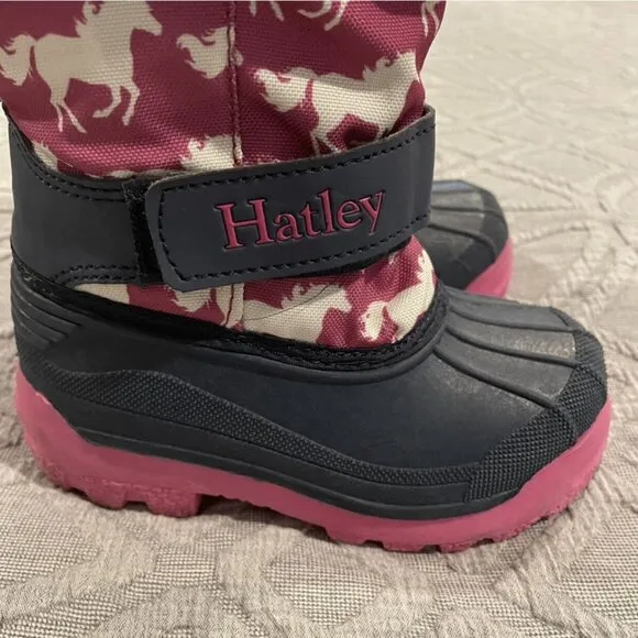 Hatley Sz 7 Pink Horse Print Snow Boots