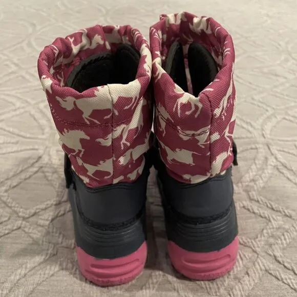 Hatley Sz 7 Pink Horse Print Snow Boots