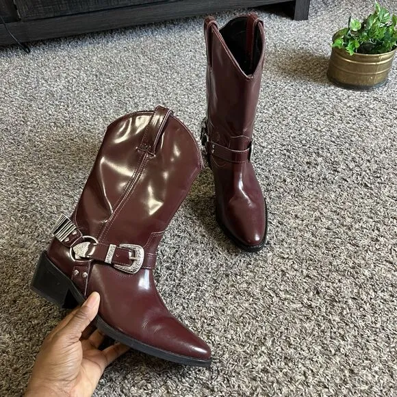 Heiress Western Harness Boots Women Size 38 US 8 Red Burgundy Pointed Toe Studs