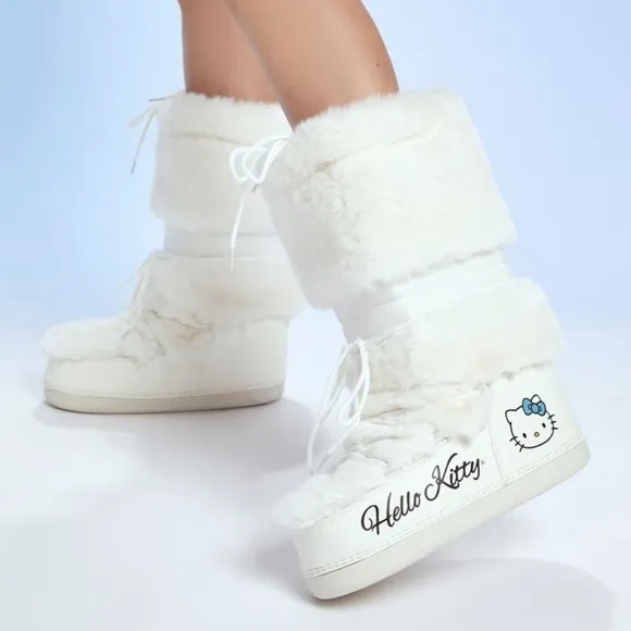 Hello Kitty Snow Boots Forever 21 NEW