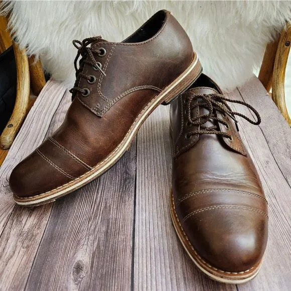 Helm Bradley cap toe teak leather lace-up Oxford shoes 8.5