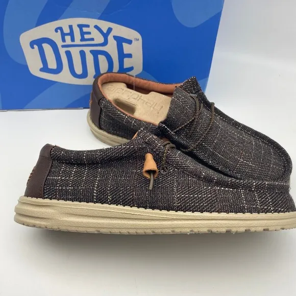 Hey Dude Mens Wally Plaid Slip On Shoes Color Brown Size M8 NIB