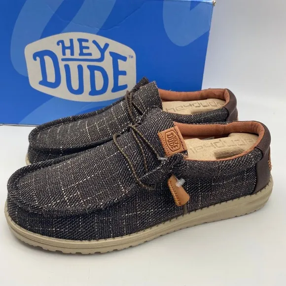 Hey Dude Mens Wally Plaid Slip On Shoes Color Brown Size M8 NIB