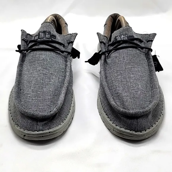 HEY DUDE WALLY STRETCH SHOES COLOR STEEL MENS 9 NICE REMOVABLE INSOLES GUC