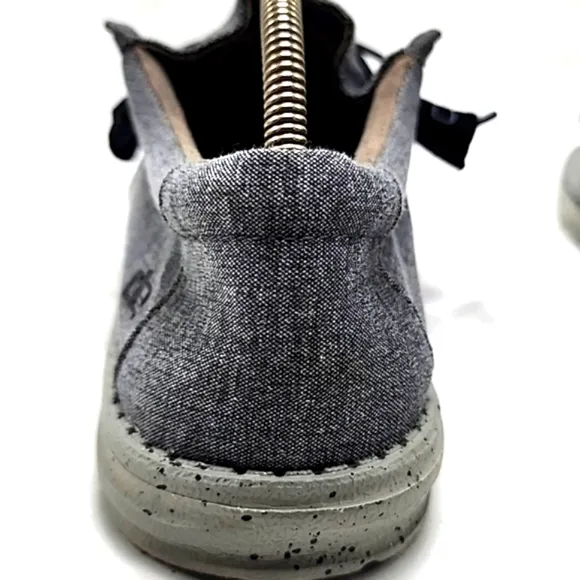 HEY DUDE WALLY STRETCH SHOES COLOR STEEL MENS 9 NICE REMOVABLE INSOLES GUC