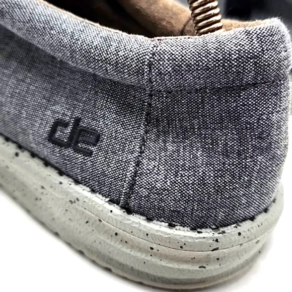 HEY DUDE WALLY STRETCH SHOES COLOR STEEL MENS 9 NICE REMOVABLE INSOLES GUC