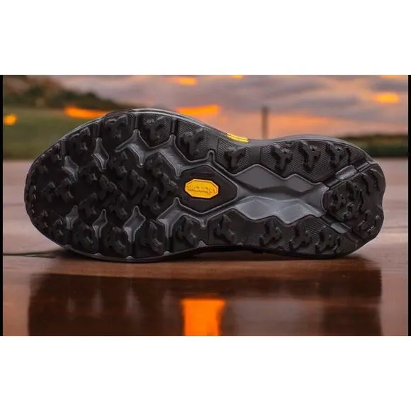 HOKA Black Speedgoat GTX GoreTex Hiking Trail Shoes Mens 11.5 New Fast Shipping