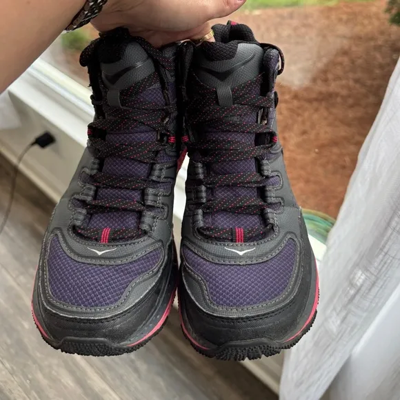 hoka one one event boots black pink 7