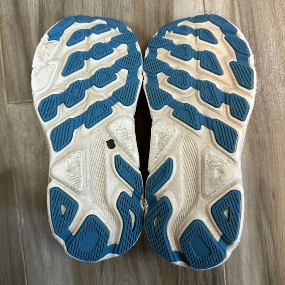 Hoka One One Shoes Youth US 3.5MD Evening Primrose Vibrant Clifton 9 1131170EPVO
