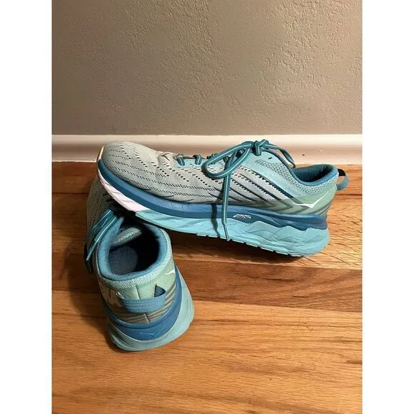 Hoka One One Arahi 4 Running Shoes Women’s  Size 10 Good Condition  CL100