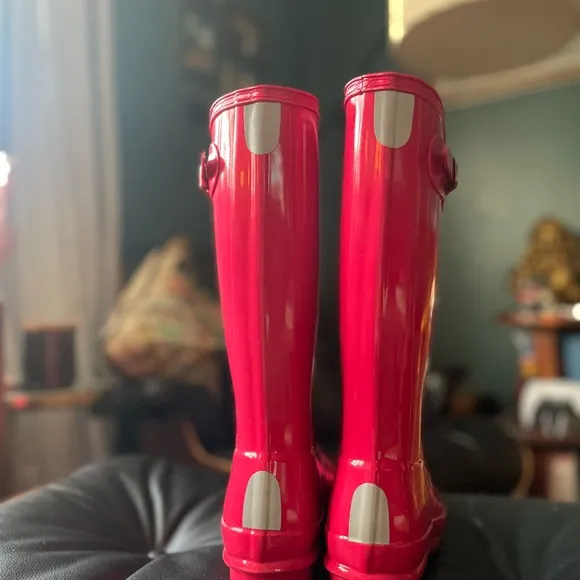 Hot pink hunter rain boots