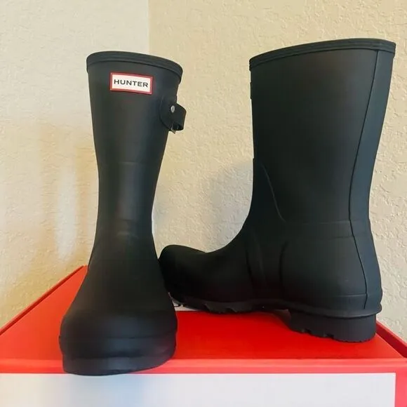 HUNTER Men's Original Short Waterproof Rain Boot, Rubber Black, Size 12, NWT
