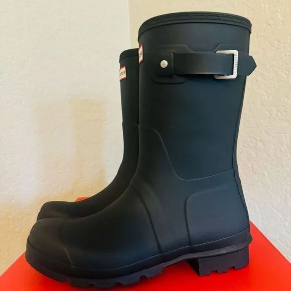 HUNTER Men's Original Short Waterproof Rain Boot, Rubber Black, Size 12, NWT
