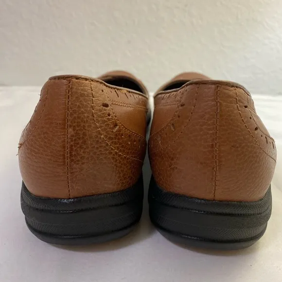 HUSH PUPPIES Women’s Burlesque Loafer Leather Slip On Shoes Size 9