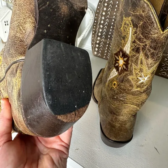 J.B. Dillon Goat Skin Rustic Brown Embroidered Cowboy Boots Women’s - Size 9B