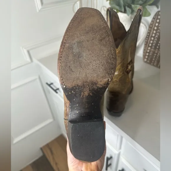 J.B. Dillon Goat Skin Rustic Brown Embroidered Cowboy Boots Women’s - Size 9B