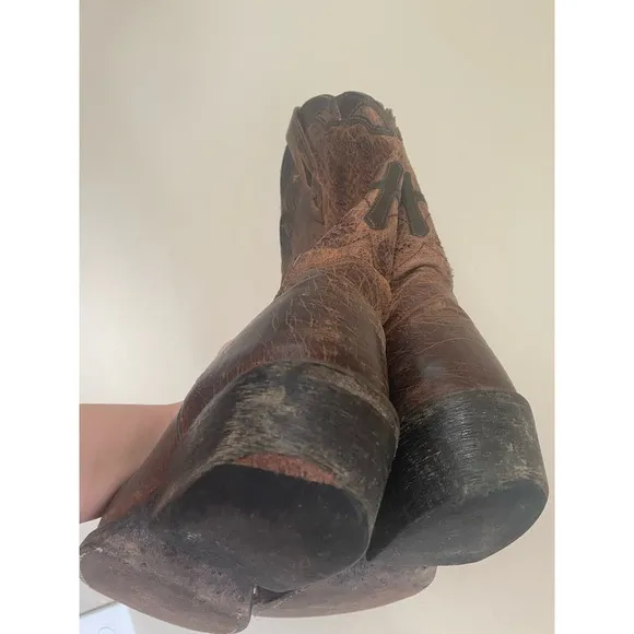 JB Dillon leather embossed cross boots western size 8.