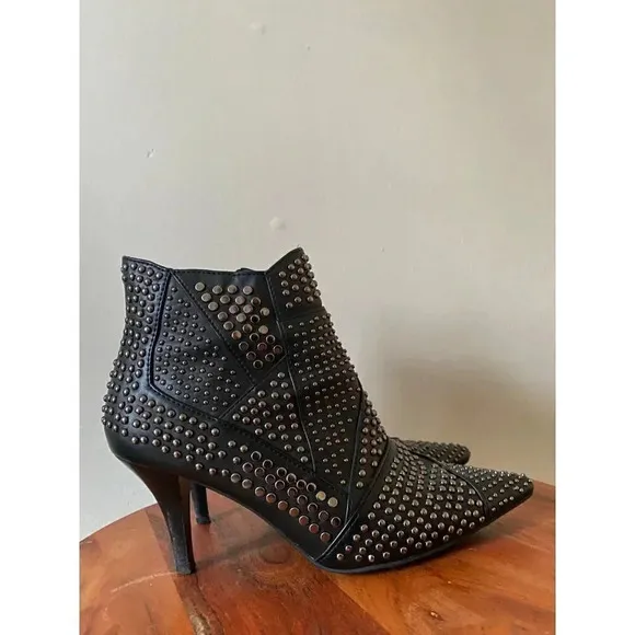 Jeffrey Campbell Boots Women’s 6.5 Studded Black Heeled Booties Pointed Toe