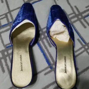 Jessica London Pointed Toe Suede shoes