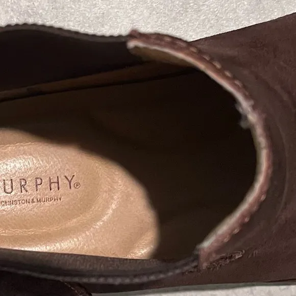 Johnston &amp; Murphy Suede boots size 11.5 LIKE NEW