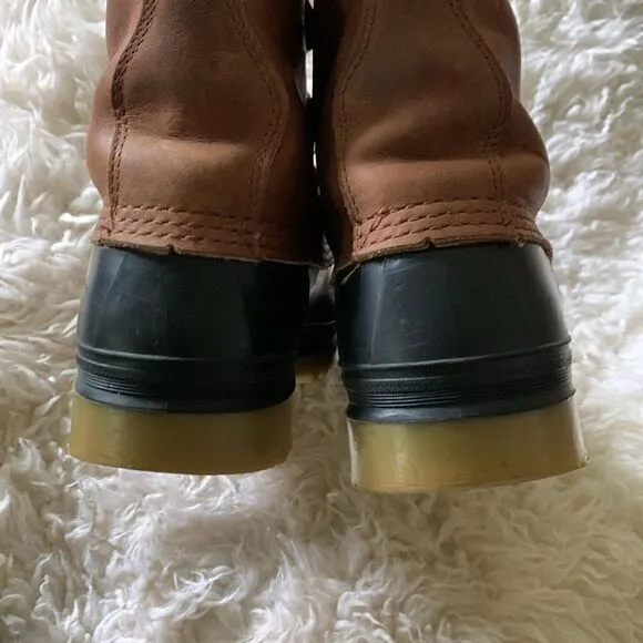 Kamik Everest wool lined winter duck boots leather shafts Canada made women’s 11
