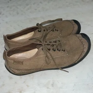 Keen 5475-SHTK Brown Shitake Canvas Lace Up Hiking Shoe Women's | size 8