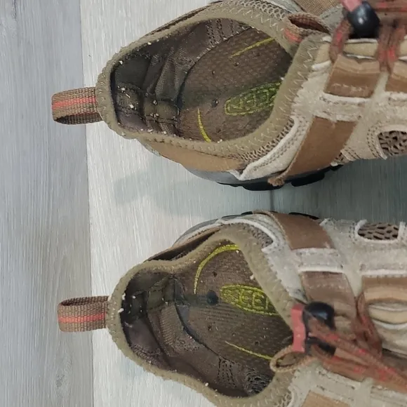 Keen Mens Outdoor Hiking Sneakers shoes sz 9