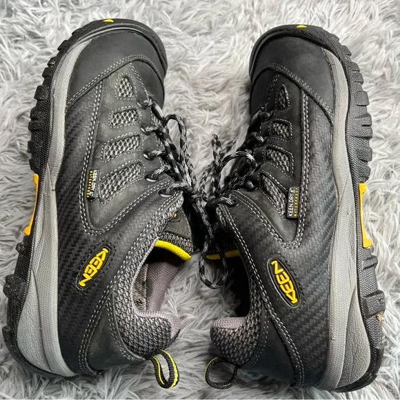 KEEN Shoes Mens 7.5 Utility Tucson Low Steel Toe Work Black Waterproof Keen Dry