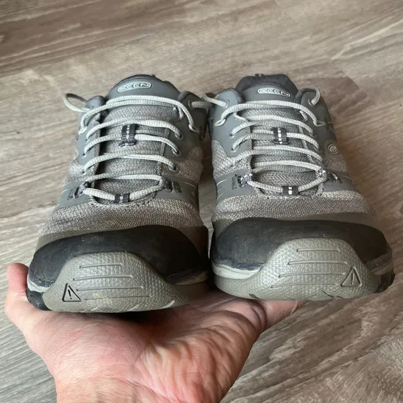 Keen Terradora Waterproof Low Hiking Shoes Gray Womens 9 UK 6.5 EU 39.5